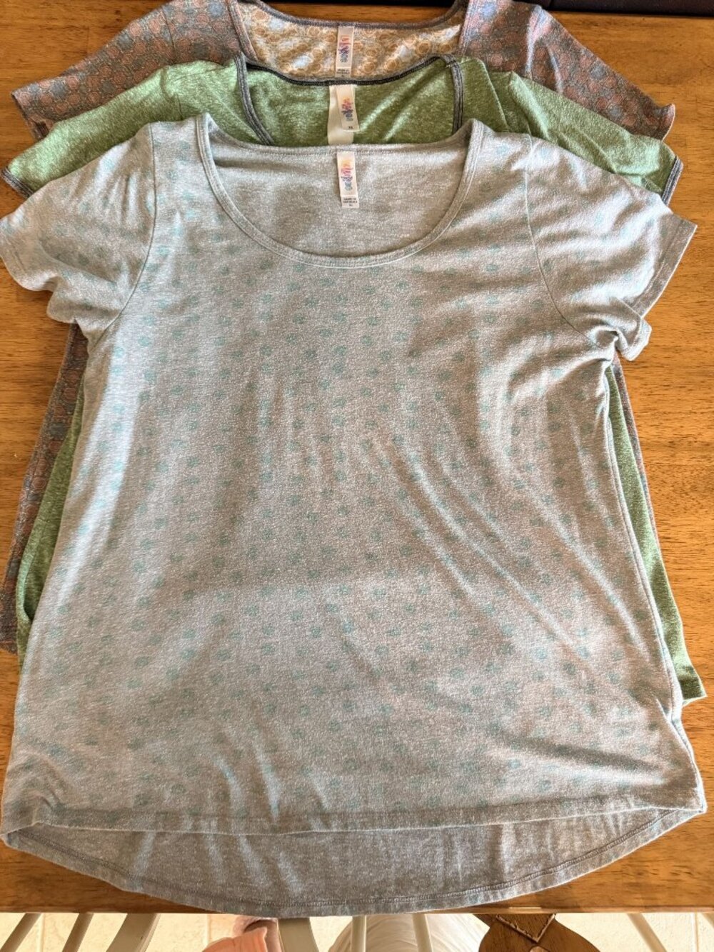 LuLaRoe Womens High/Low Hem Tops Set Of 3 Size XL Grey Green & Blue/Orange Geome